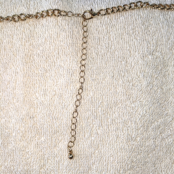 Gold Tone Metal Chain Link Bra - Picture 4 of 4